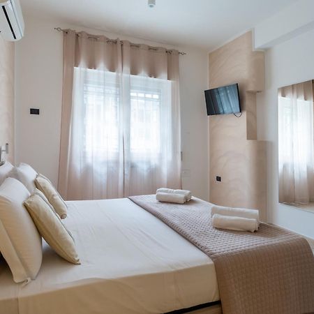 Napoli Fly Guest House 290 Eksteriør bilde