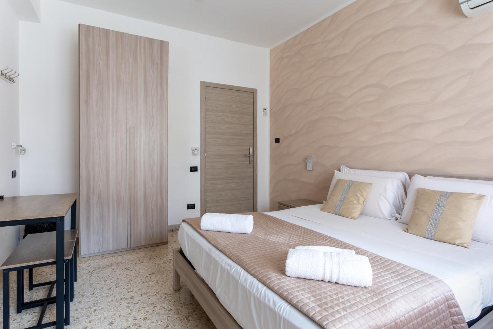 Napoli Fly Guest House 290 Eksteriør bilde