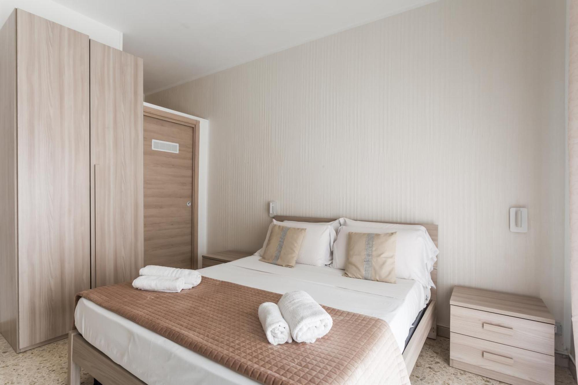 Napoli Fly Guest House 290 Eksteriør bilde
