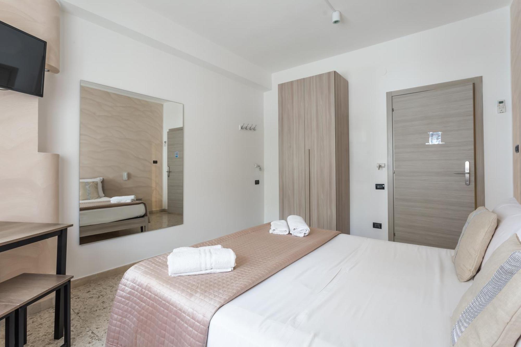 Napoli Fly Guest House 290 Eksteriør bilde